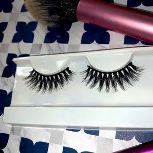 💟Lash Style: Romeo